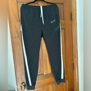 Nike Dr-fit Joggers Large